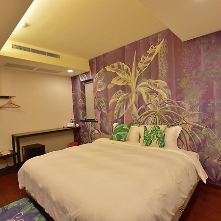 Ruocing Hot Spring Hotel Джиаоси Екстериор снимка