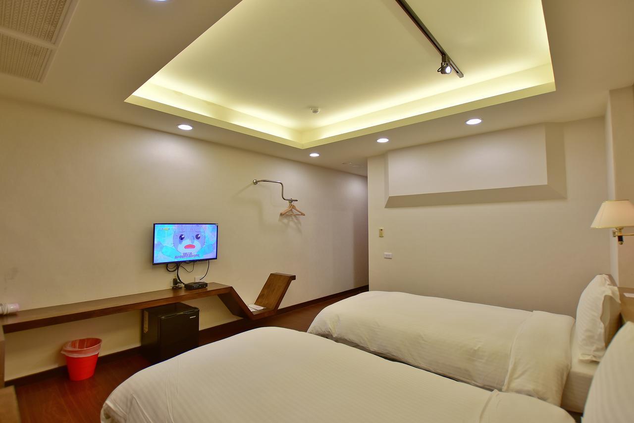 Ruocing Hot Spring Hotel Джиаоси Екстериор снимка